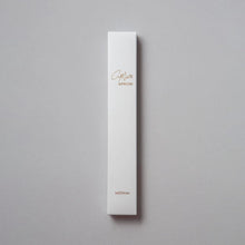 Apriori Slim Medium toothbrush White Gold