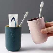 Bathroom Toothbrush Cup, Plastic Toothbrush Holder, Reusable Drinking Cup, Multifunctional Mug - Pink