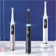 Oral-B iO9 Black Ultimate Clean Electric Toothbrush for Adults, Revolutionary Magnetic Technology, Colour Display, 1 Toothbrush Head, 1 Charging Tra