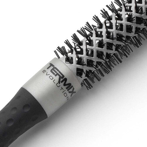 Termix Evolution Basic Ø 17 mm- Hairbrush for normal hair with ionized bristles for hair of medium thickness